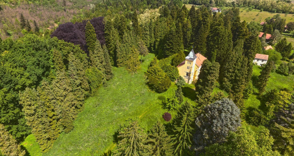Bajnski Dvori Castle, Croatia